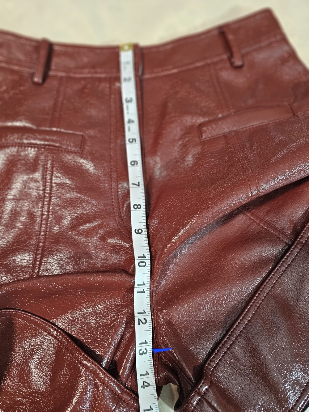 Tibi Burgundy Faux Leather High Rise Shorts Size 6 - Picture 4 of 13